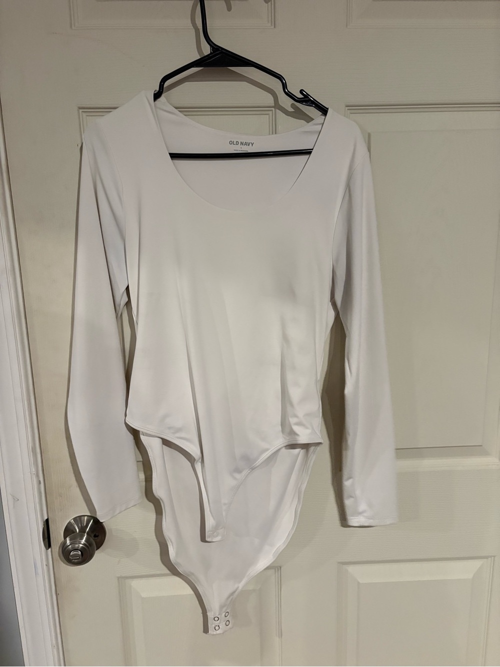 Old Navy White Long Sleeve Scoop Bodysuit